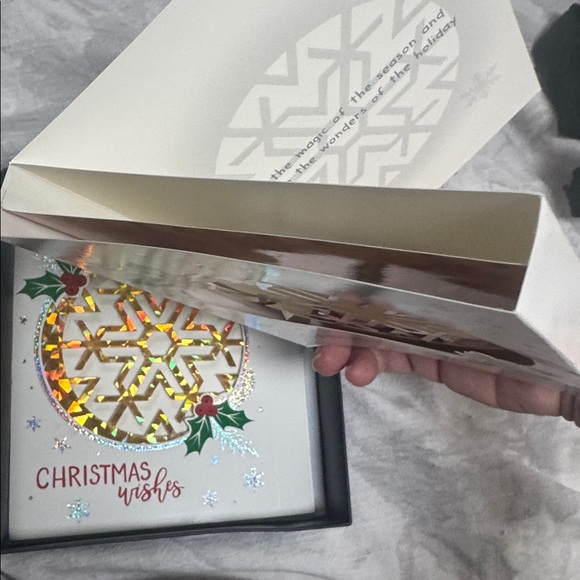 3D Festive Christmas Wishes Card Set with Gold Accents - 4 Cards - Picture 3 of 4